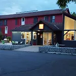 Отель Kyriad Direct Трап
