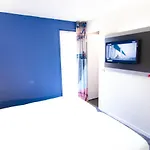Kyriad Direct Трап