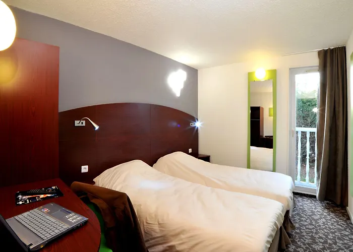 Kyriad Direct Hotel 2*