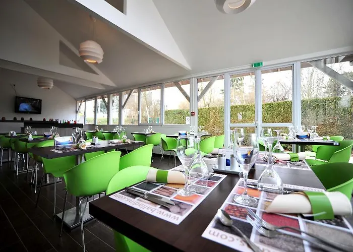 Kyriad Direct Hotel 2*